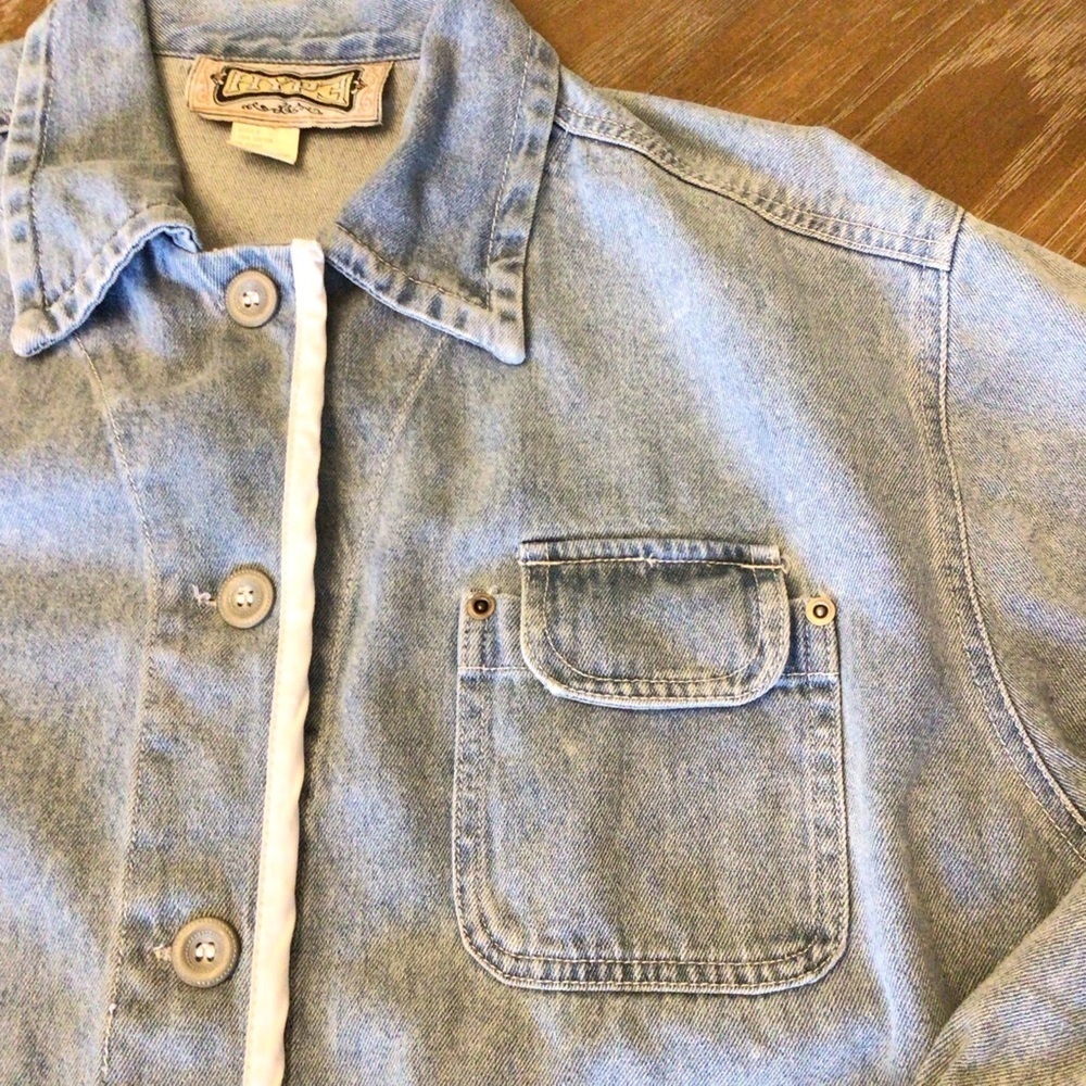 VTG HYPE Womens Light Wash Oversized Denim Shirt Jacket Size Small - Picture 2 of 13